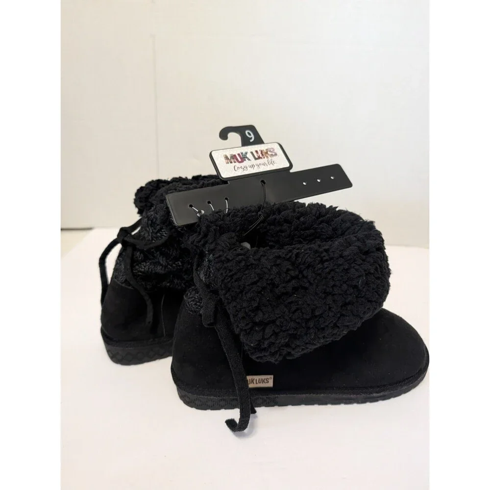 Muk Luks Womens Black Cozy Knit Boots - Size 9. New With Tags